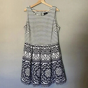 Just Taylor Size 14‎ Navy Blue/White Striped Floral Midi Sleeveless Dress